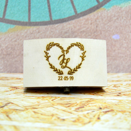 Caja de madera personalizada "Tapa ovalada" corazón