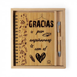 Libreta con bolígrafo (Enseñarnos con el corazón)